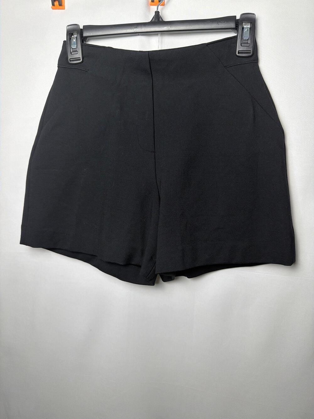 Spanx Poloshed 6” Pull on Short Classic Black